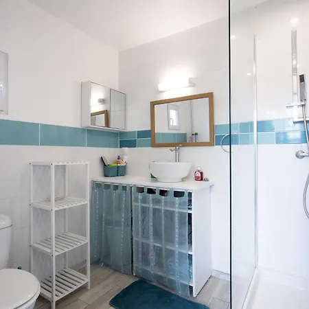 Convivial - Appt En Duplex Avec Jardin *